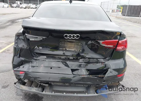 2018 Audi A3 2.0T Premium/2.0T Tech Premium из США, поврежденный, VIN WAUGUGFF0J1027957